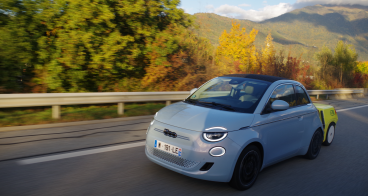Image for EP Tender: Smart powerbank trailer for EVs